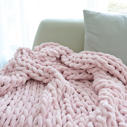 Maetoow Chenille Chunky Knit Blanket Throw （50×60 Inch）, Handmade Warm & Cozy Blanket Couch, Bed, Home Decor, Soft Breathable Fleece Banket, Christmas Thick and Giant Yarn Throws, Light Pink